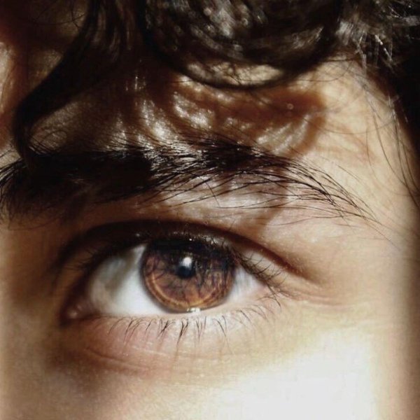 Глаза мужчины