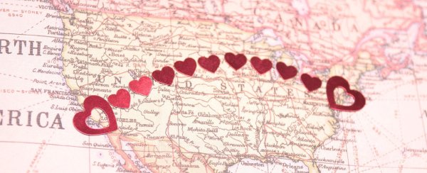 Для мужчины на расстоянии