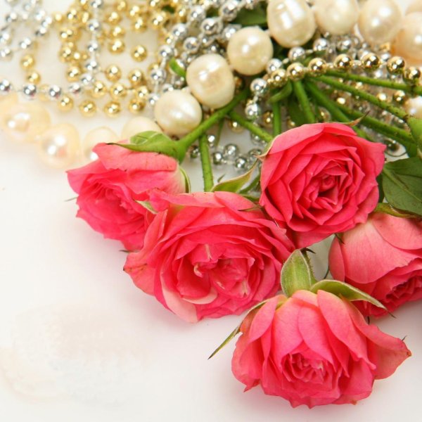 открытка красивая женщине