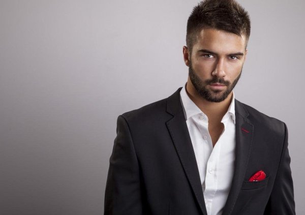 Мужчины мачо