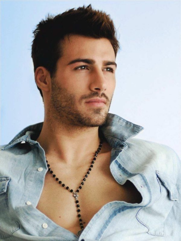 Мужчины мачо