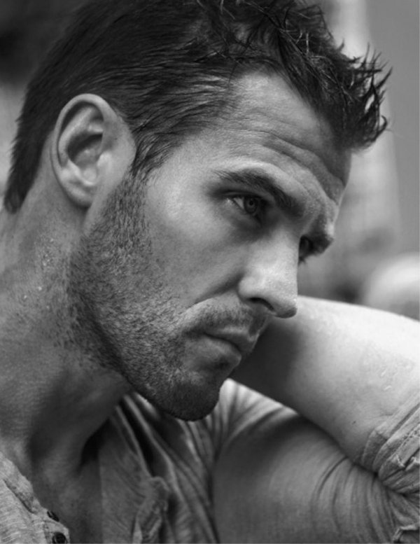 Мужчины мачо