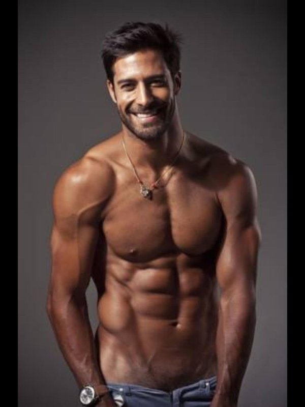 Мужчины мачо