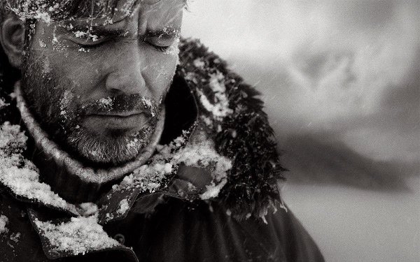 Мужчины зимой