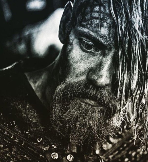 Мужчины викинги