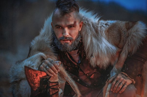 Мужчины викинги