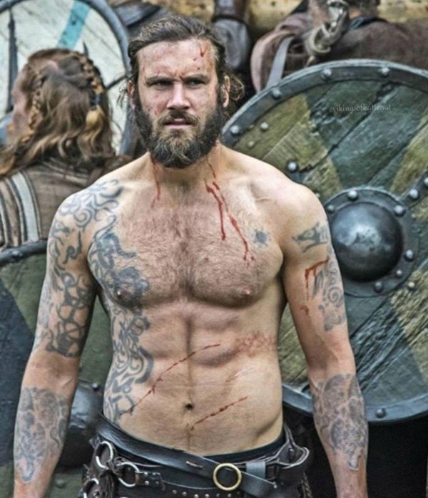 Мужчины викинги
