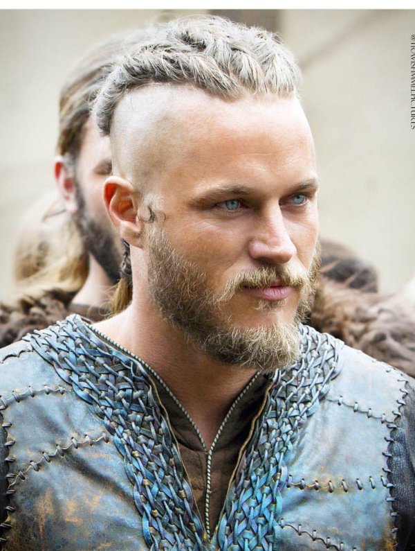 Мужчины викинги