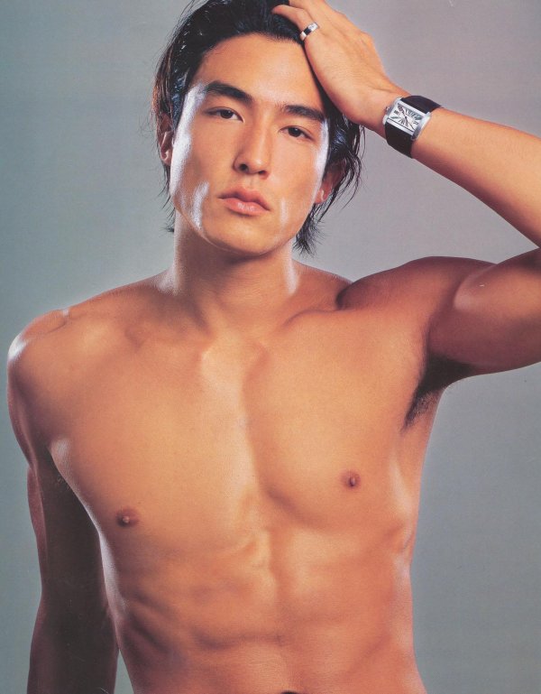 Мужчины азиаты