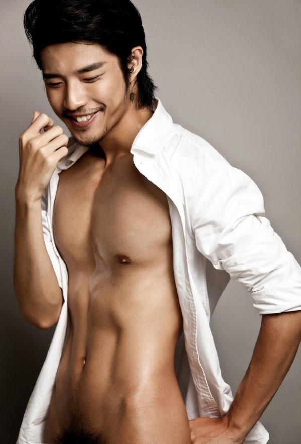 Мужчины азиаты