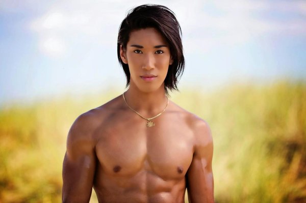 Мужчины азиаты