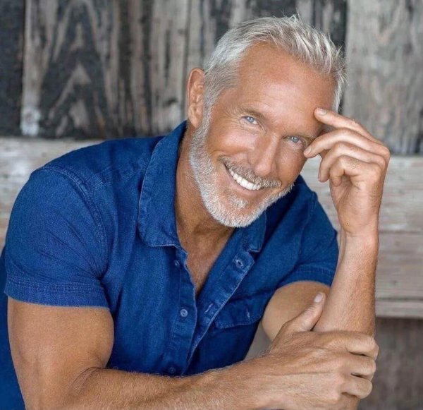 Мужчины 40 лет