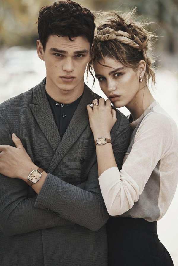 Два мужчины и женщина