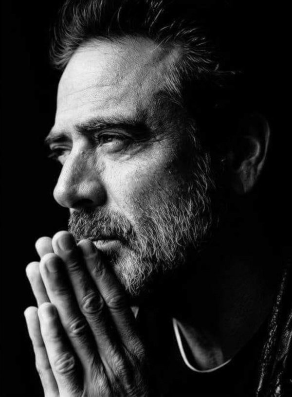 Черно белые для мужчины