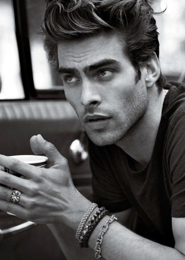 Черно белые для мужчины