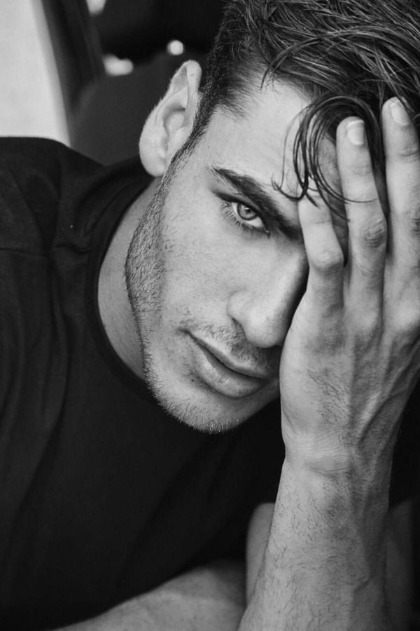 Черно белые для мужчины