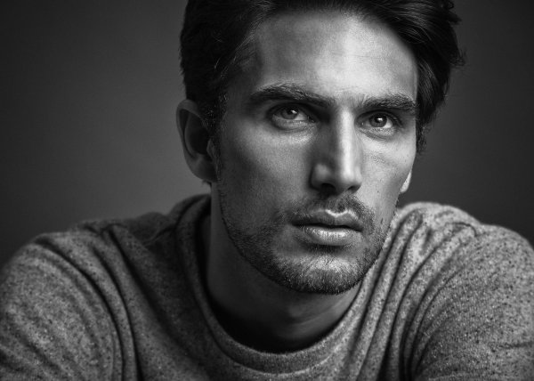 Черно белые для мужчины