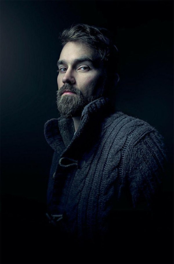 Черно белые для мужчины