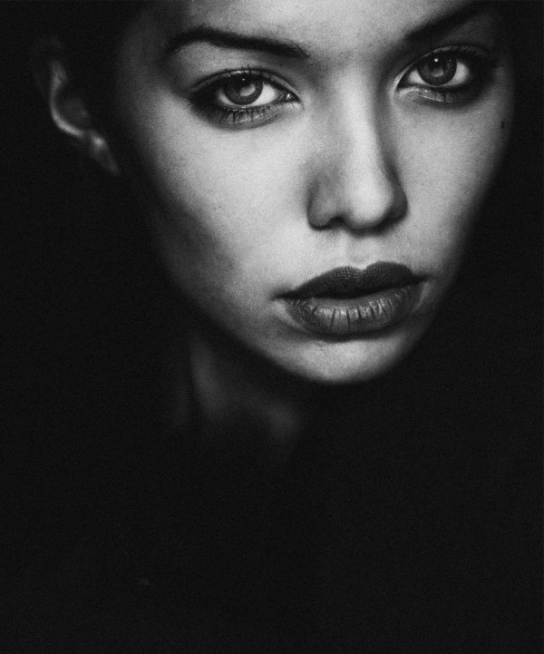 Черно белые для мужчины