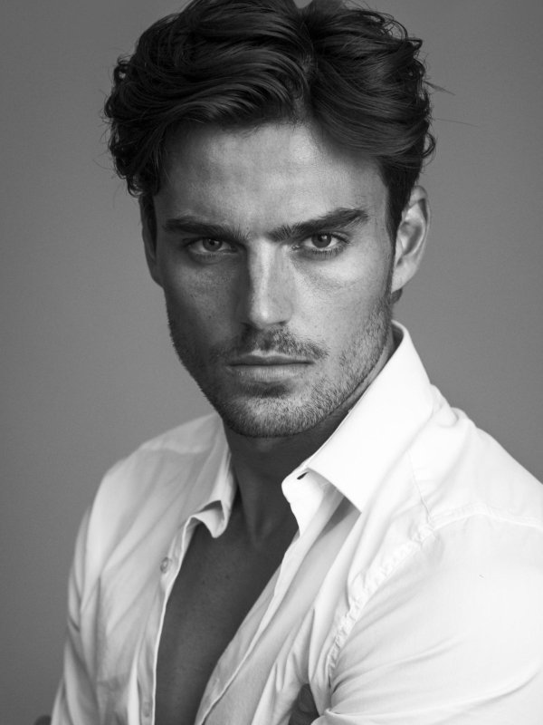 Черно белые для мужчины