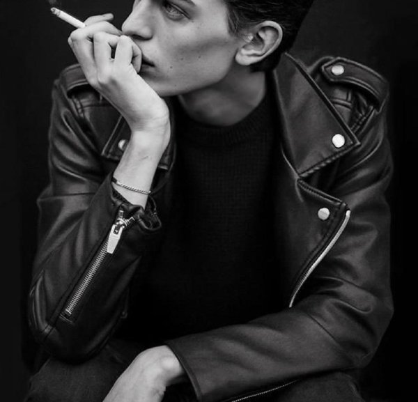 Черно белые для мужчины