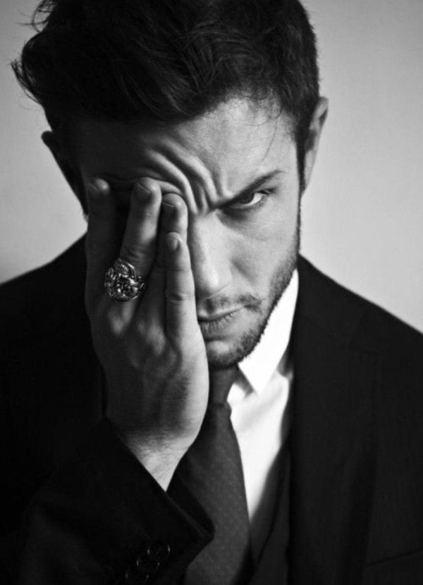 Черно белые для мужчины