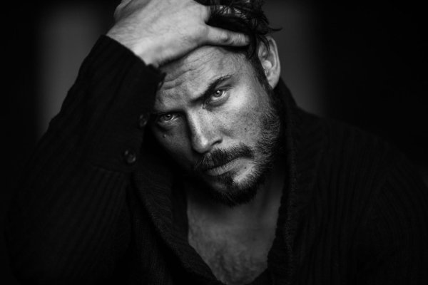 Черно белые для мужчины