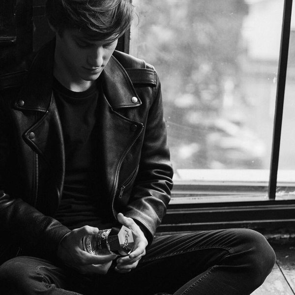 Черно белые для мужчины