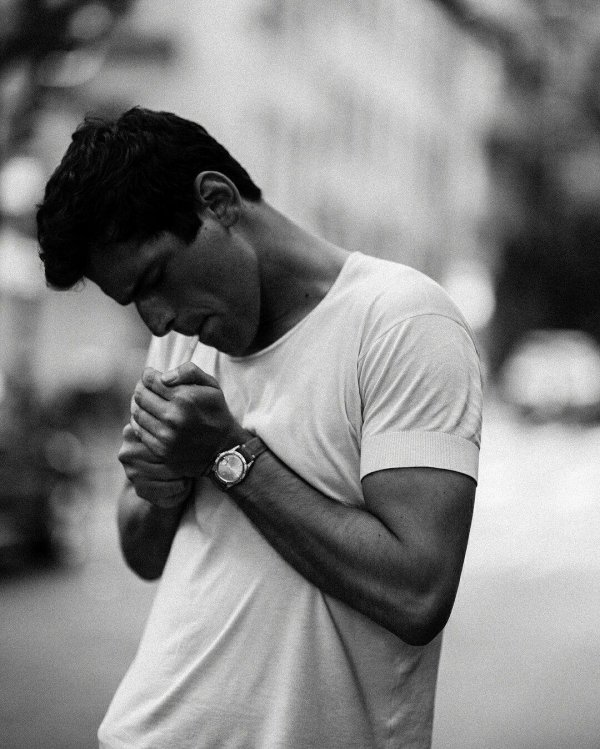 Черно белые для мужчины