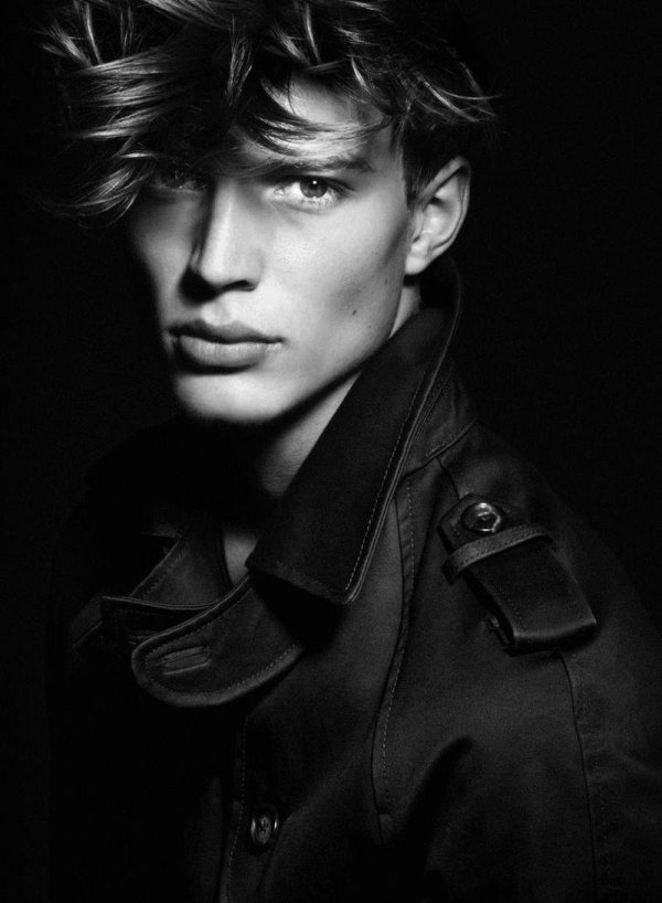 Черно белые для мужчины