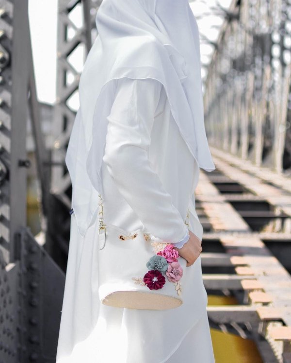 невеста в хиджабе