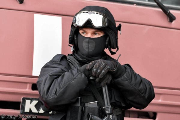 Военные мужчины