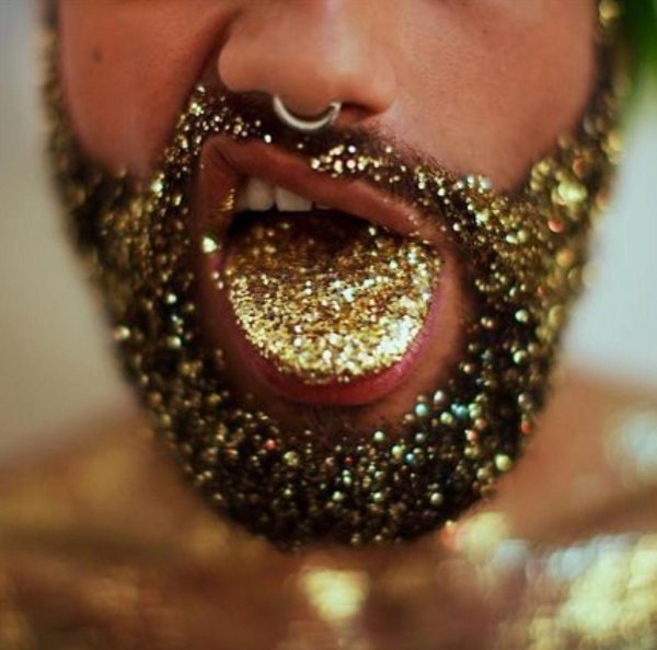 Мужчины блестящие