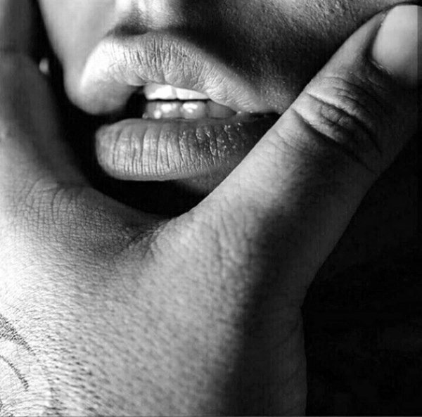 Губы мужчины