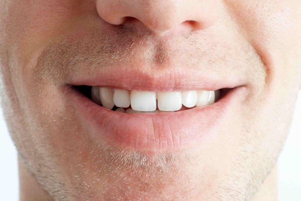 Губы мужчины