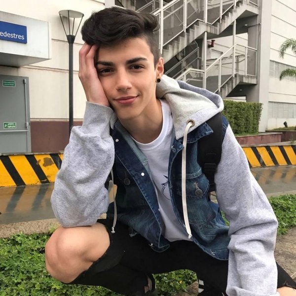 Азербайджанские мужчины