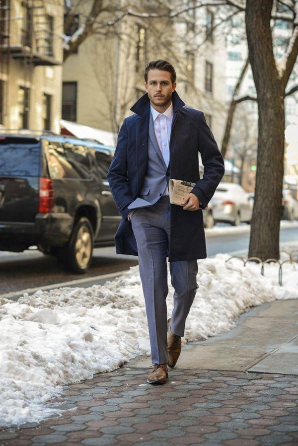 адам галлахер пальто