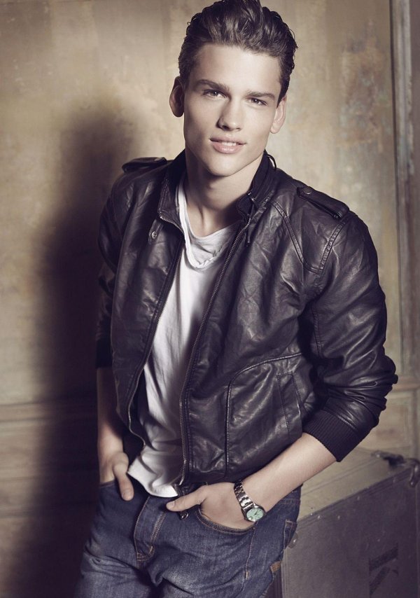 симон нессман