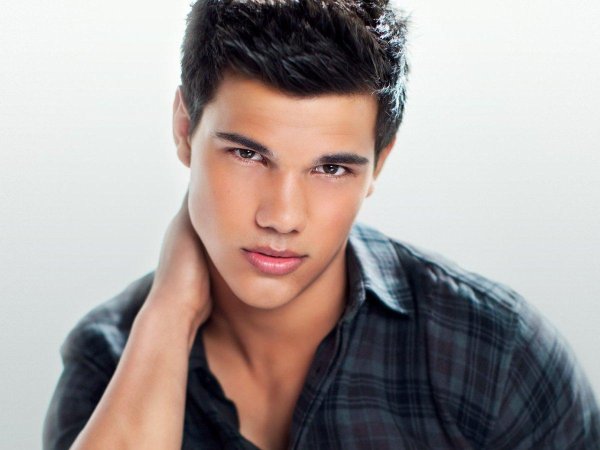 тэйлора лотнера