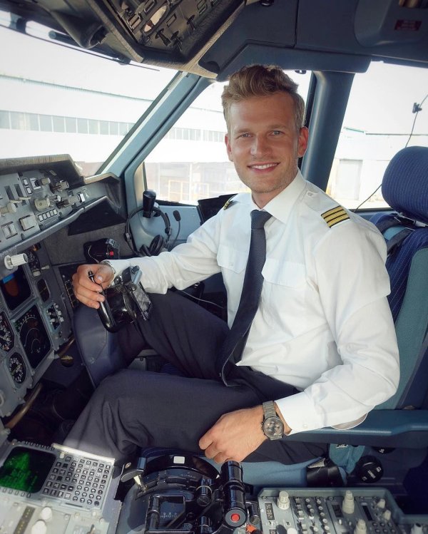 профессиональный пилот