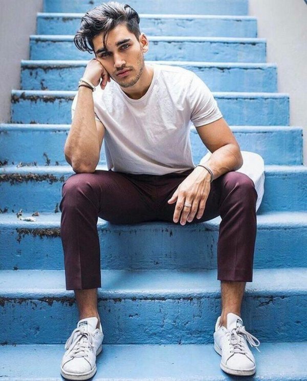 модные позы