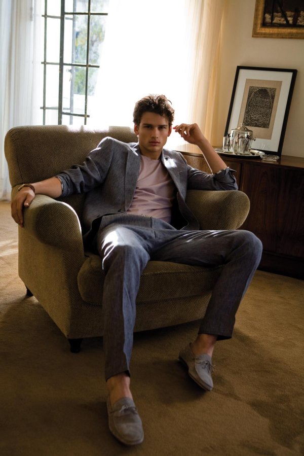 мужской костюм