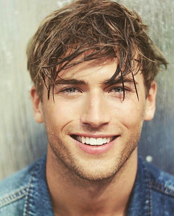 красивая парень