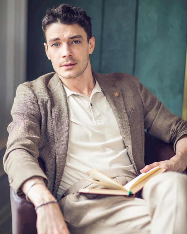 российские актеры молодые