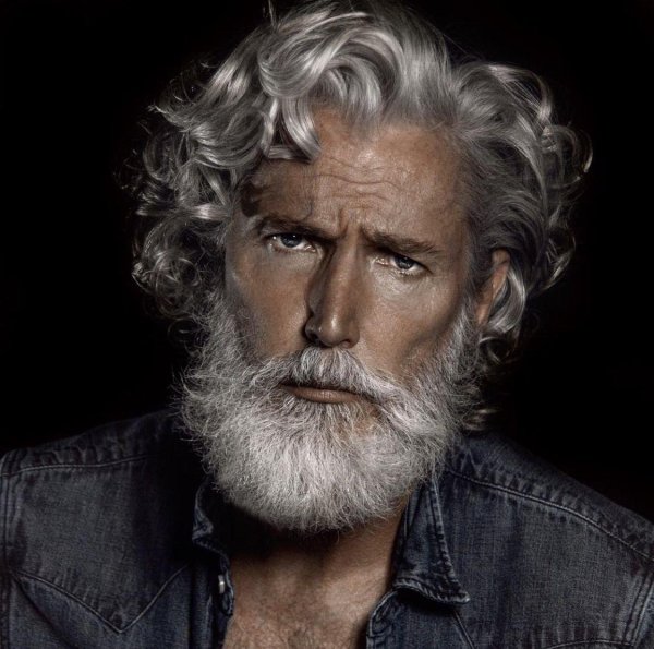 эйден брейди