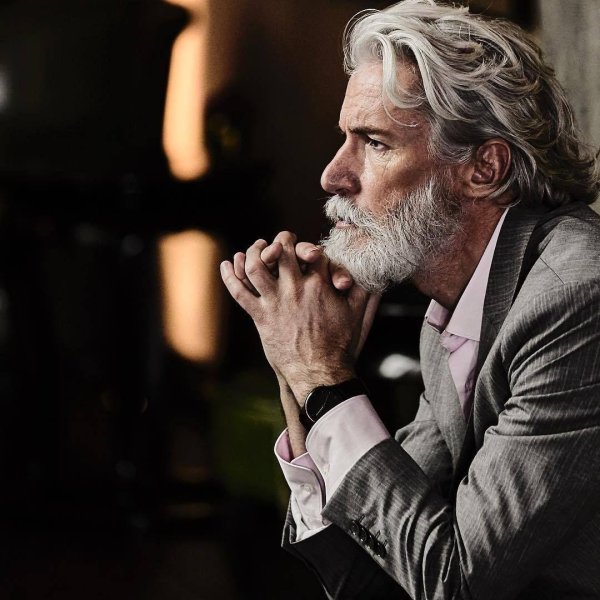 эйден брейди