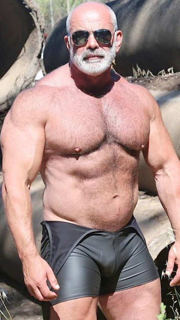 старые волосатые мужики