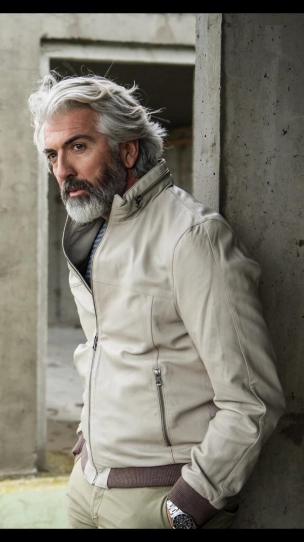 седой волос