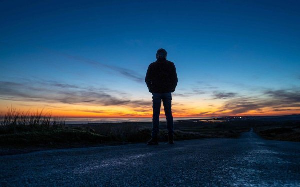 закат человек