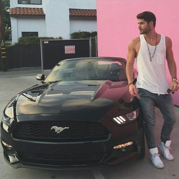 ник бейтман в машине